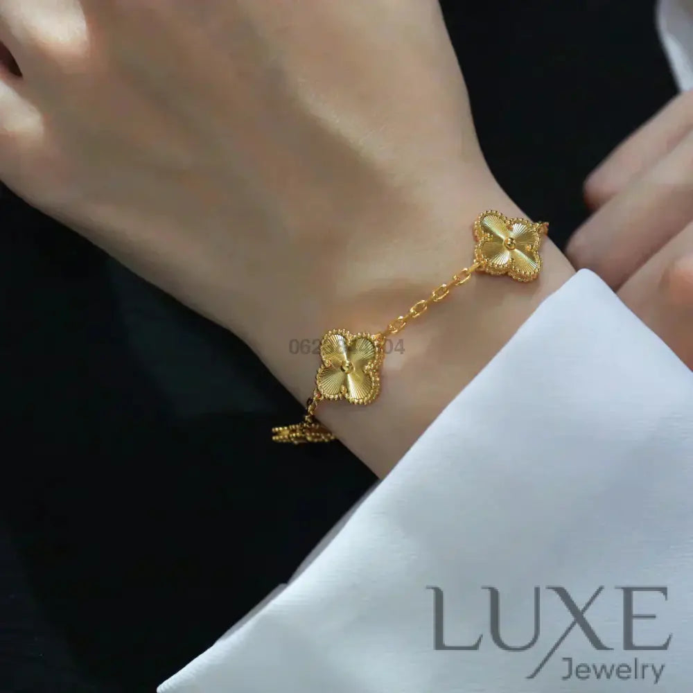 CLOVER 5 FLOWERS LASER BRACELET Bracelets