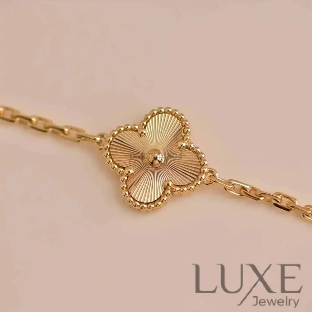 CLOVER 5 FLOWERS LASER BRACELET Bracelets
