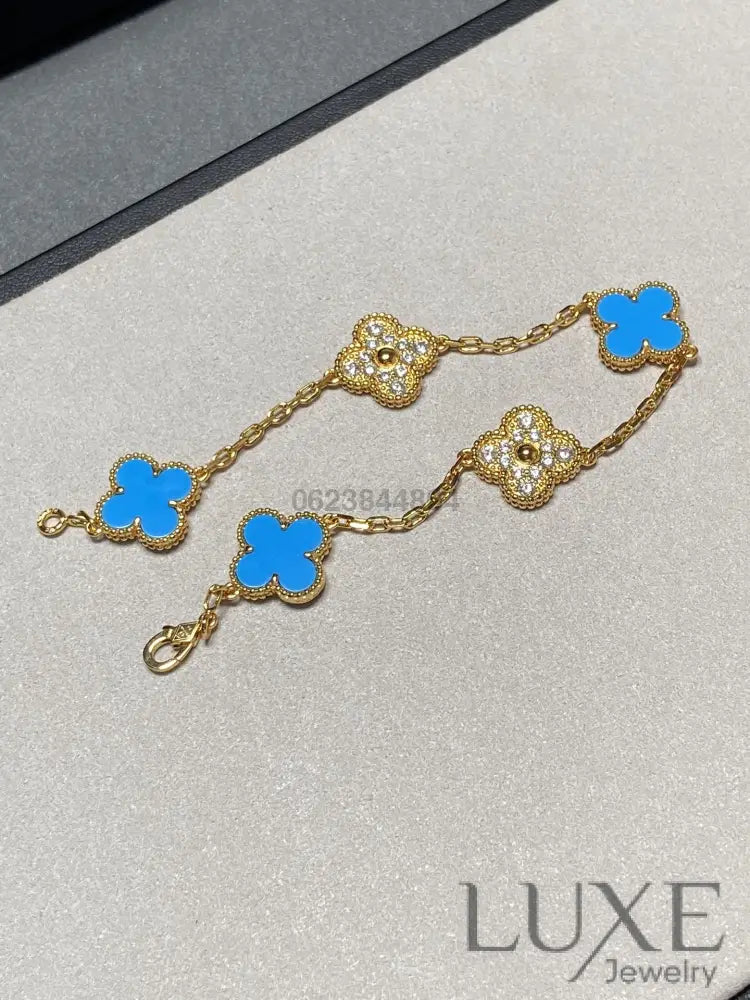 CLOVER 5 MOTIF BLUE CHALCEDONY DIAMOND GOLD BRACELET Bracelets