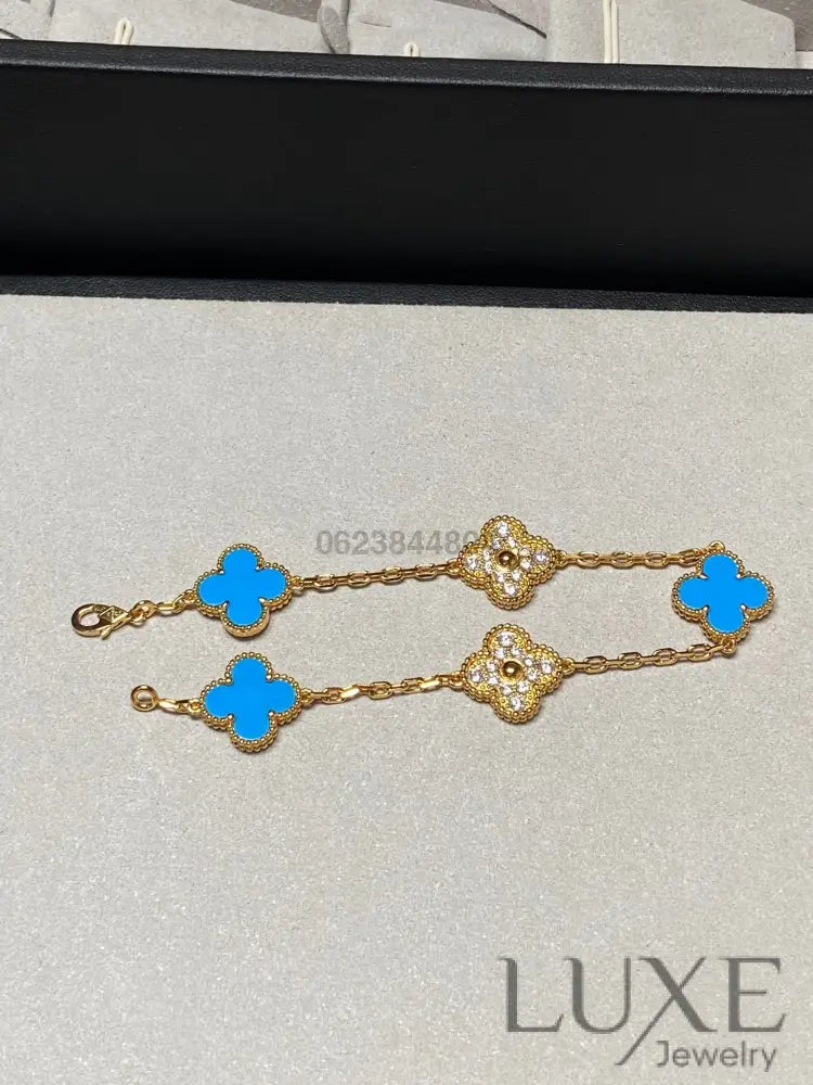 CLOVER 5 MOTIF BLUE CHALCEDONY DIAMOND GOLD BRACELET Bracelets