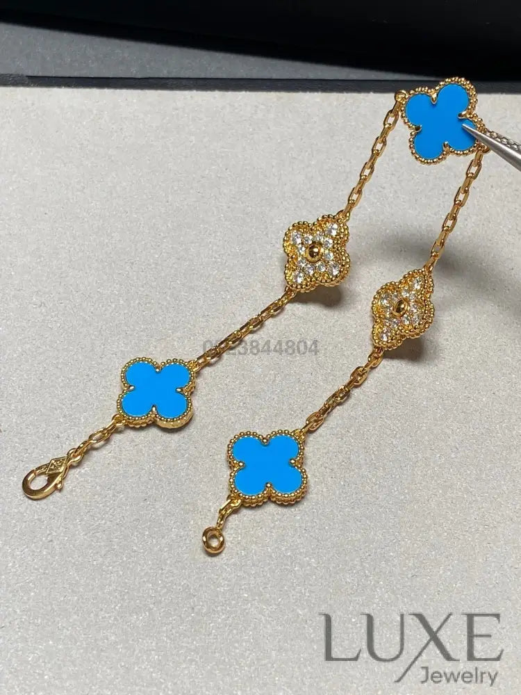 CLOVER 5 MOTIF BLUE CHALCEDONY DIAMOND GOLD BRACELET Bracelets