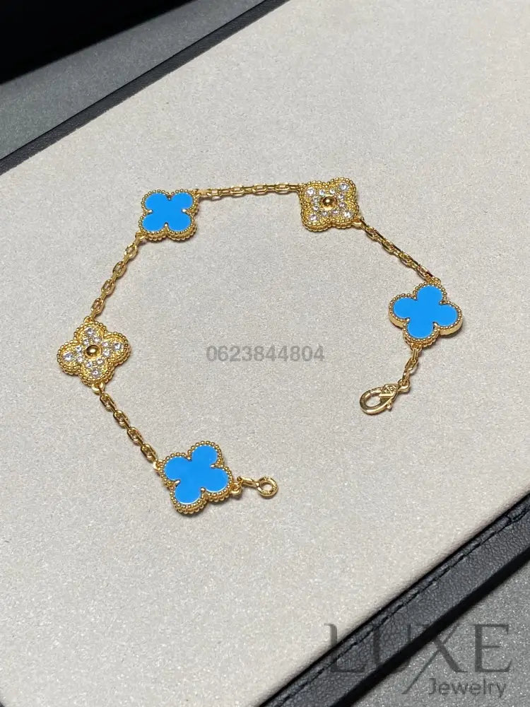 CLOVER 5 MOTIF BLUE CHALCEDONY DIAMOND GOLD BRACELET Bracelets