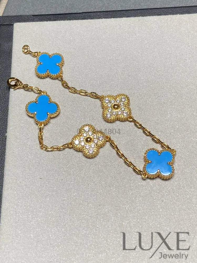 CLOVER 5 MOTIF BLUE CHALCEDONY DIAMOND GOLD BRACELET Bracelets