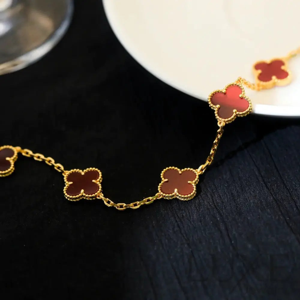 CLOVER 5 MOTIFS RED AGATE BRACELET Bracelets