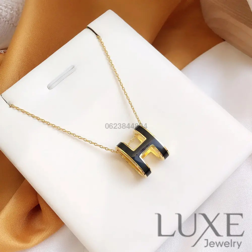 Collier Owatch ™️ HM CLIC RED ENAMEL GOLD NECKLACEHM CLIC BLACK ENAMEL GOLD NECKLACE Gold Necklaces