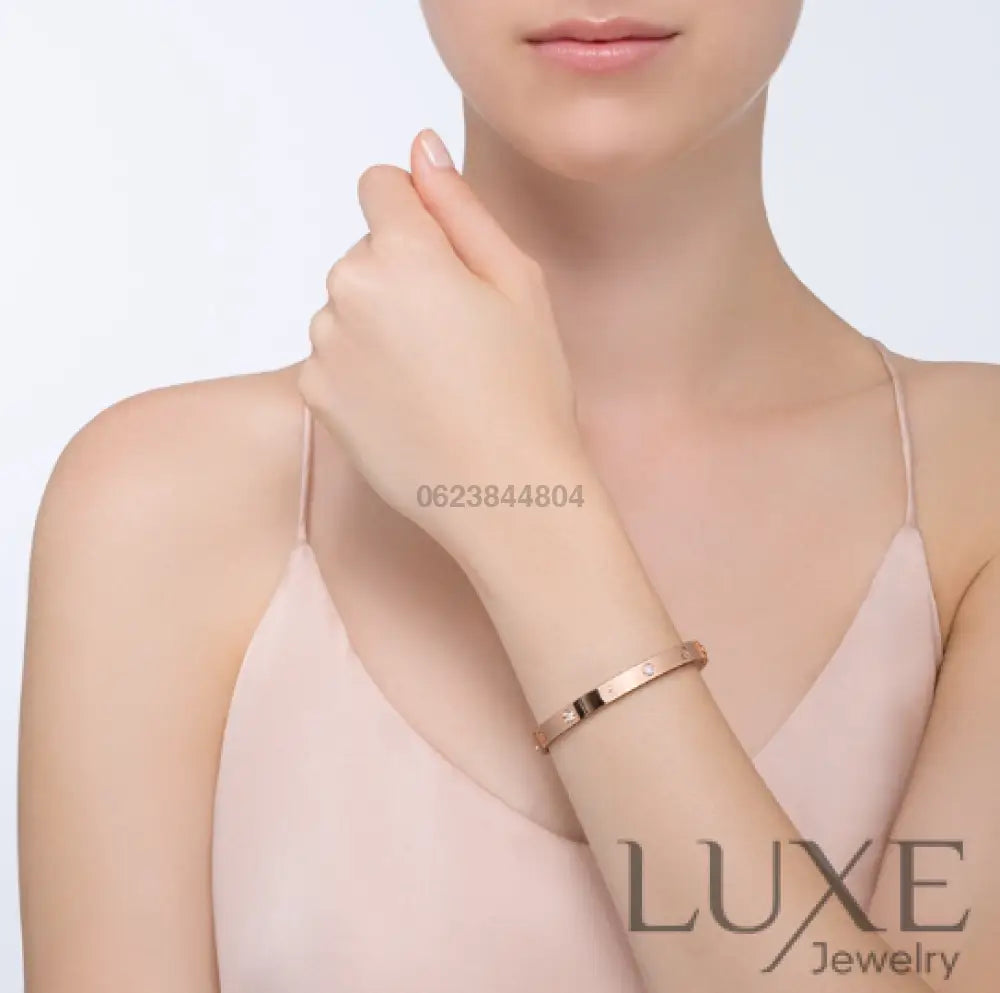LOVE BRACELET 6.1MM 4 DIAMONDS Bracelets