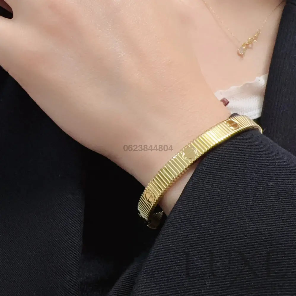 [LUXE]New Arrival LOVE UNLIMITED BRACELET Bracelets