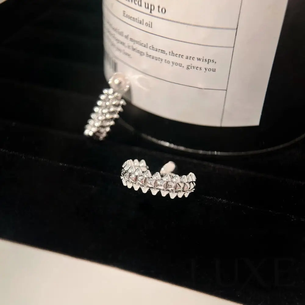 [Owatch™]CLASH EARRINGS Earrings
