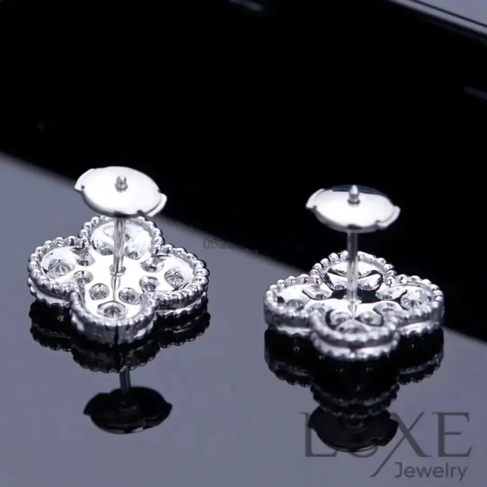 OWATCH™CLOVER 1 MOTIFS DIAMOND STUD EARRINGS SILVER Silver Earrings