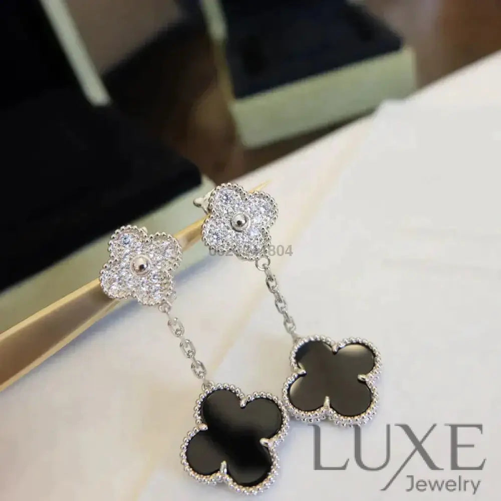 [Owatch™]CLOVER 2 MOTIFS DIAMOND ONYX EARRINGS SILVER Earrings