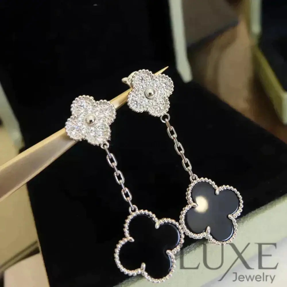 [Owatch™]CLOVER 2 MOTIFS DIAMOND ONYX EARRINGS SILVER Earrings