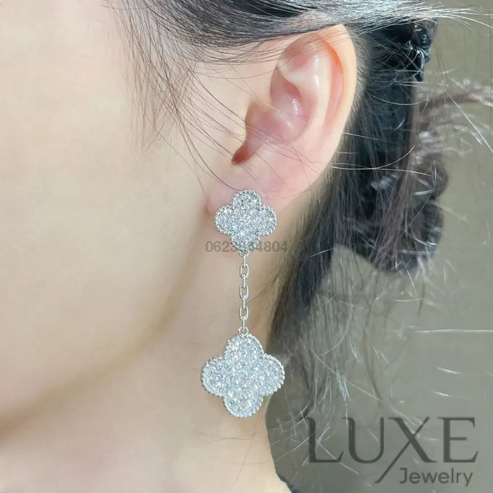 [Owatch™]CLOVER 2 MOTIFS DIAMOND PAVED SILVER EARRINGS Earrings