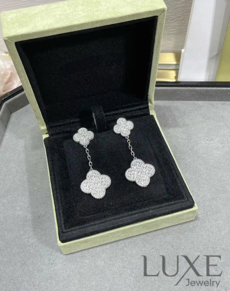[Owatch™]CLOVER 2 MOTIFS DIAMOND PAVED SILVER EARRINGS Earrings