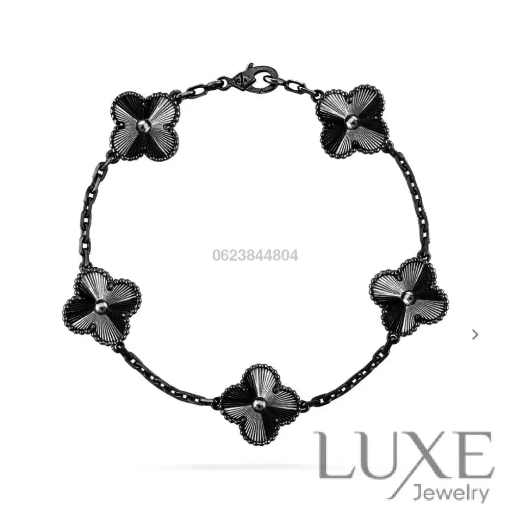OWATCH™️CLOVER 5 MOTIF BLACK BRACELET Black Bracelets