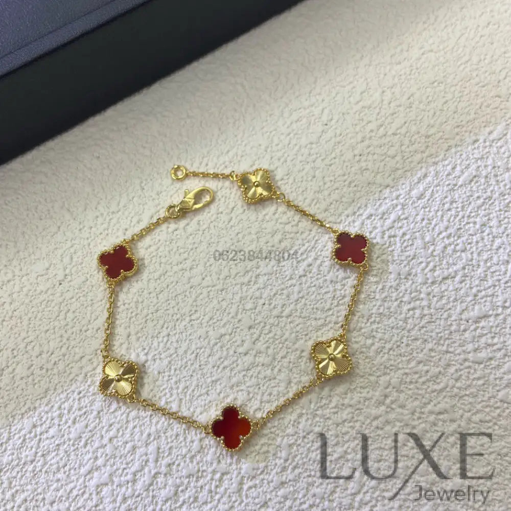[OWATCH™️]CLOVER 6 MOTIF RED AGATE LASER BRACELET Gold Bracelets