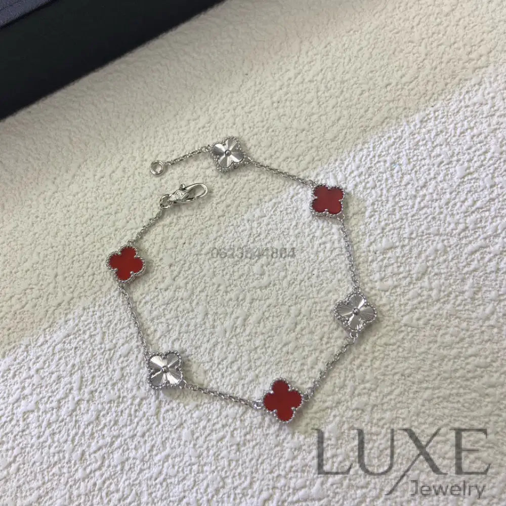 [OWATCH™️]CLOVER 6 MOTIF RED AGATE LASER BRACELET Silver Bracelets