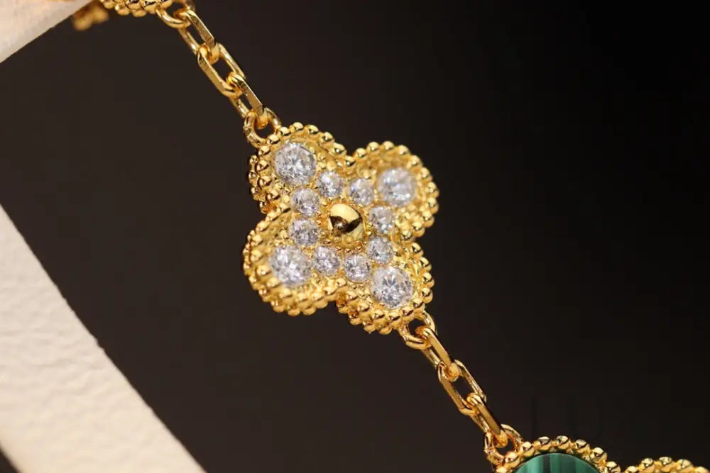 [Owatch™]CLOVER EARRINGS GOLD MALACHITE DIAMOND 3 MOTIF Earrings
