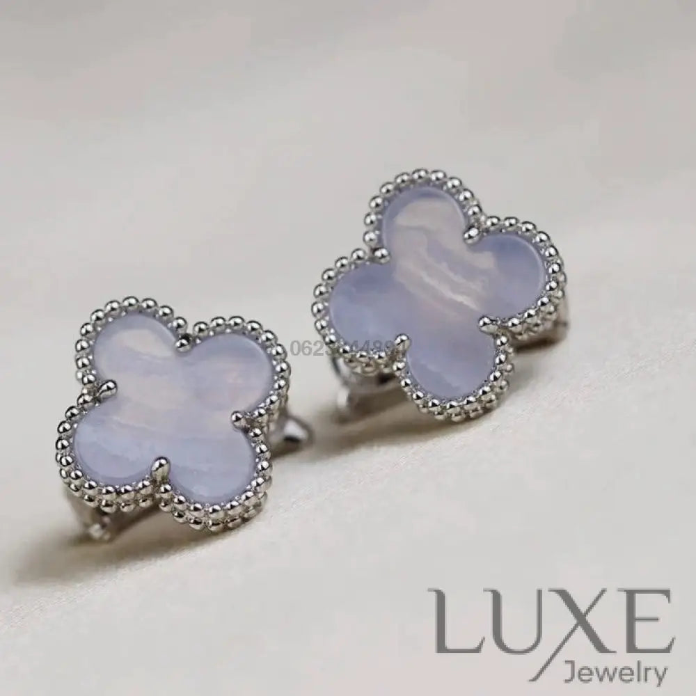 [OWATCH™]CLOVER MEDIUM 1 MOTIFS WHITE MOP EARRINGS SILVER Silver Earrings