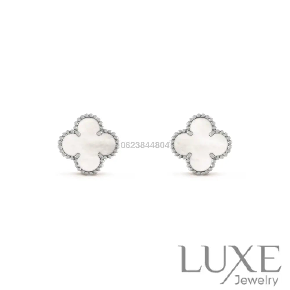 [OWATCH™]CLOVER MEDIUM 1 MOTIFS WHITE MOP EARRINGS SILVER Silver Earrings
