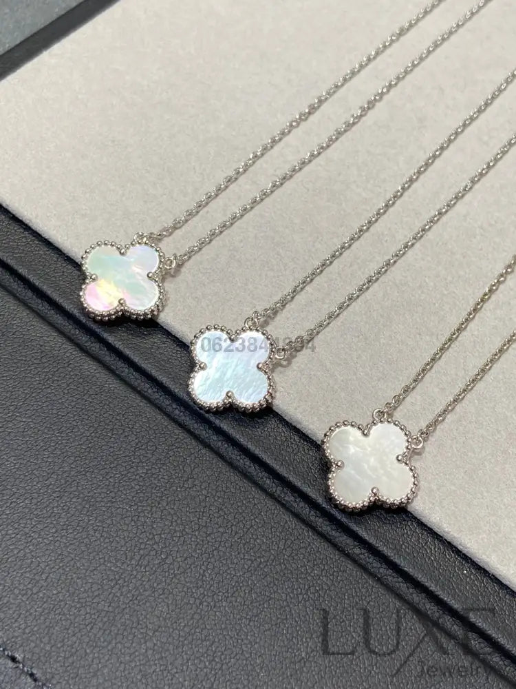 [Owatch ™️CLOVER MEDIUM SILVER WHITE MOP NECKLACE Necklaces
