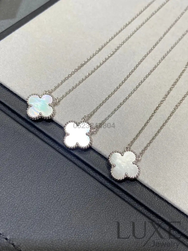 [Owatch ™️CLOVER MEDIUM SILVER WHITE MOP NECKLACE Necklaces