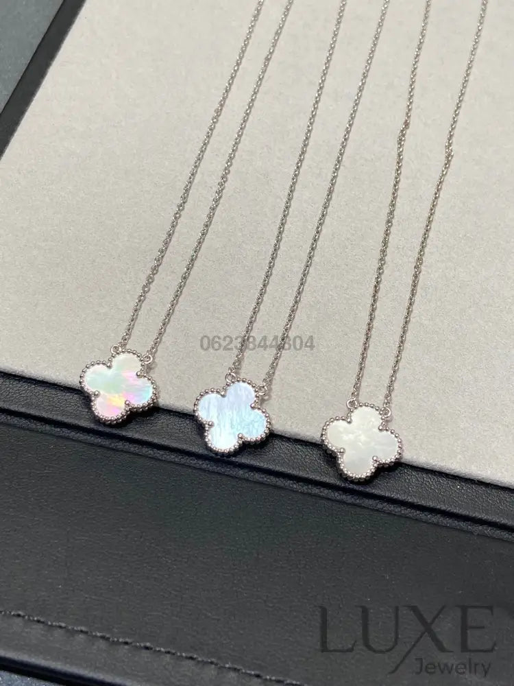 [Owatch ™️CLOVER MEDIUM SILVER WHITE MOP NECKLACE Necklaces