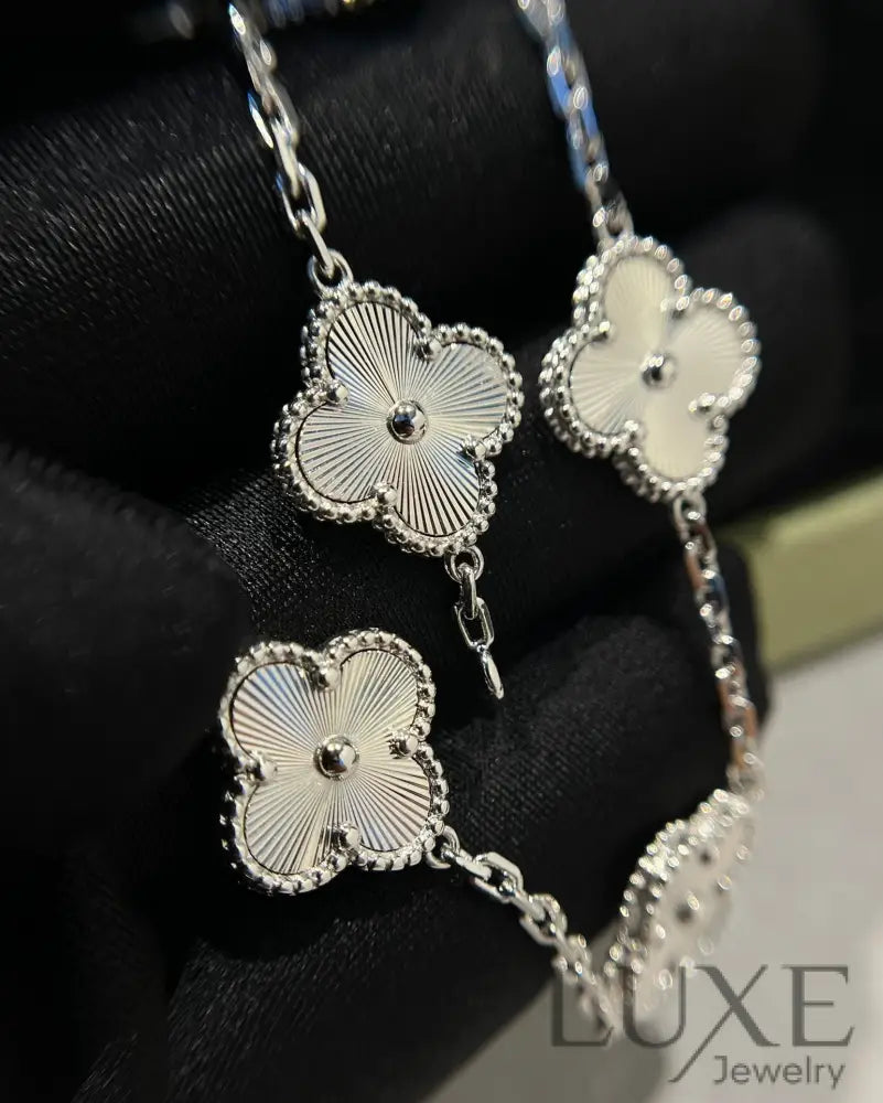 OWATCH™️CLOVER SILVER 5 MOTIFS BRACELET Silver Bracelets