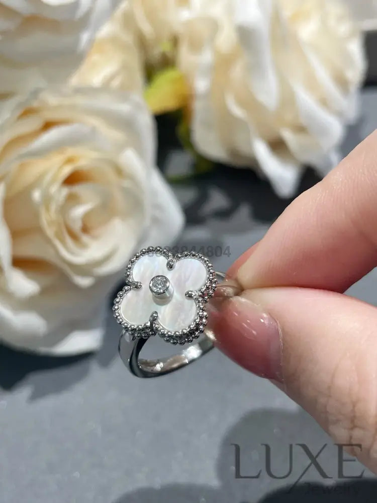 [owatch™]CLOVER SILVER MOP DIAMOND RING Rings