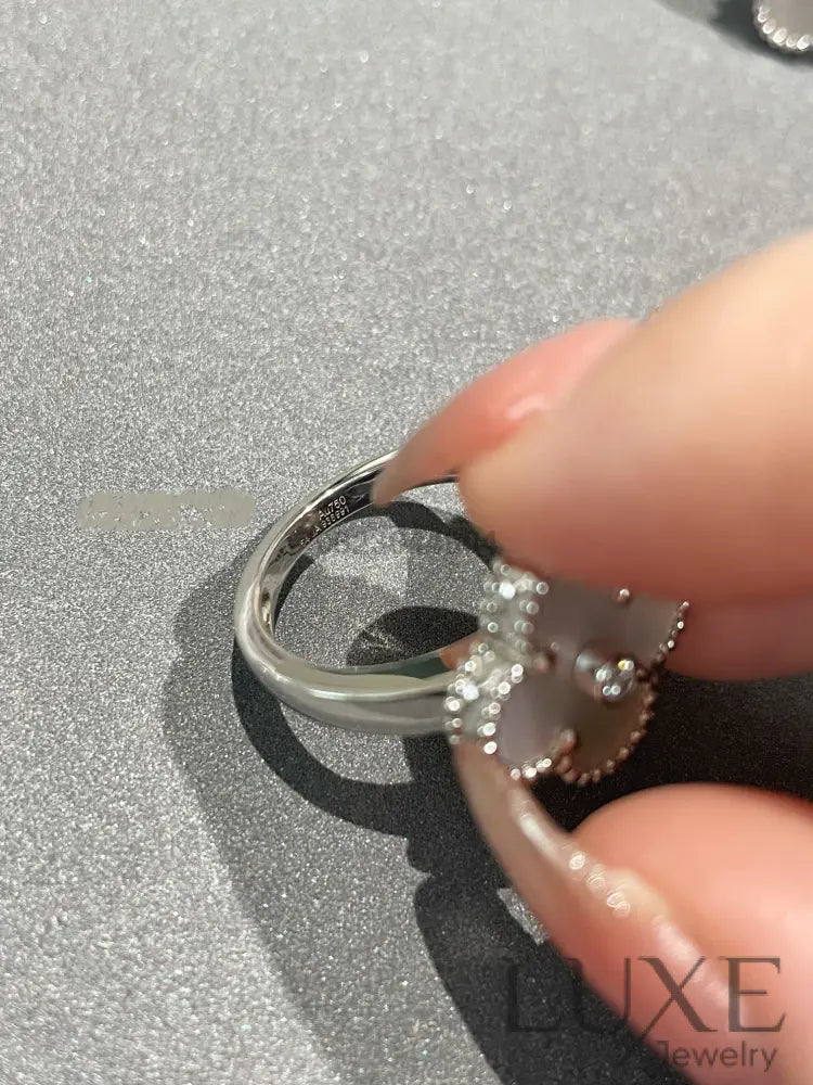 [owatch™]CLOVER SILVER MOP DIAMOND RING Rings