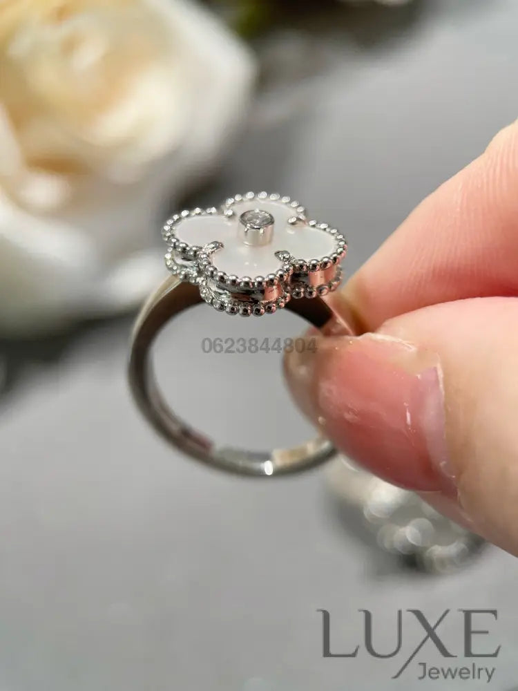 [owatch™]CLOVER SILVER MOP DIAMOND RING Rings
