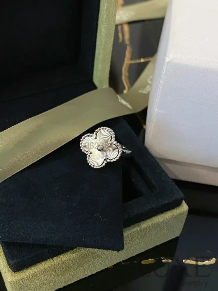 [Owatch™]CLOVER SILVER RING Rings