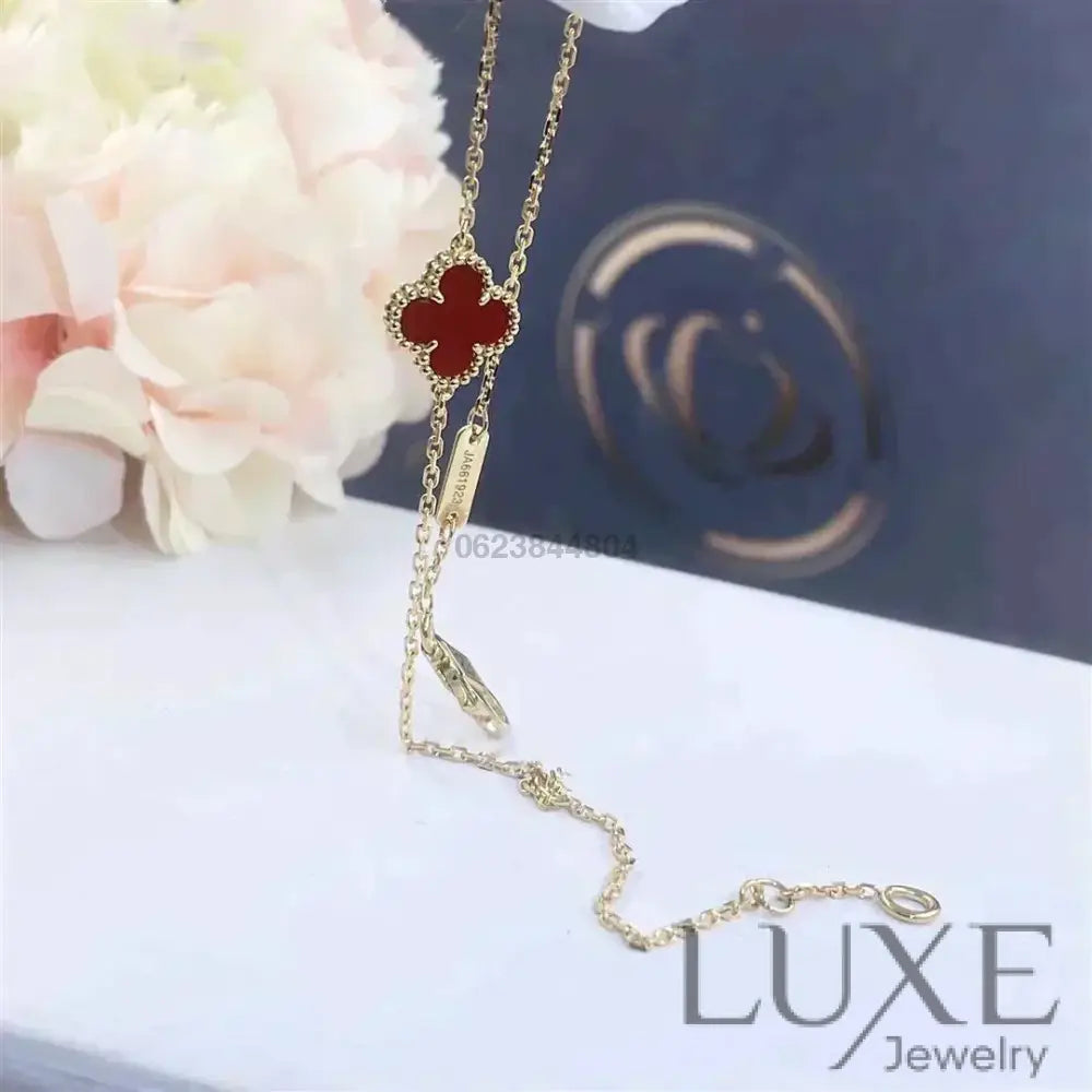 [Owatch™ Gourmet]CLOVER CARNELIAN SINGLE FLOWER BRACELET Bracelets