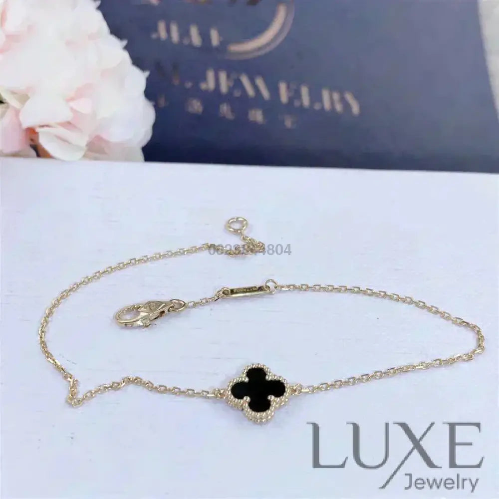 Owatch™ Gourmet CLOVER ONYX SINGLE FLOWER BRACELET Bracelets