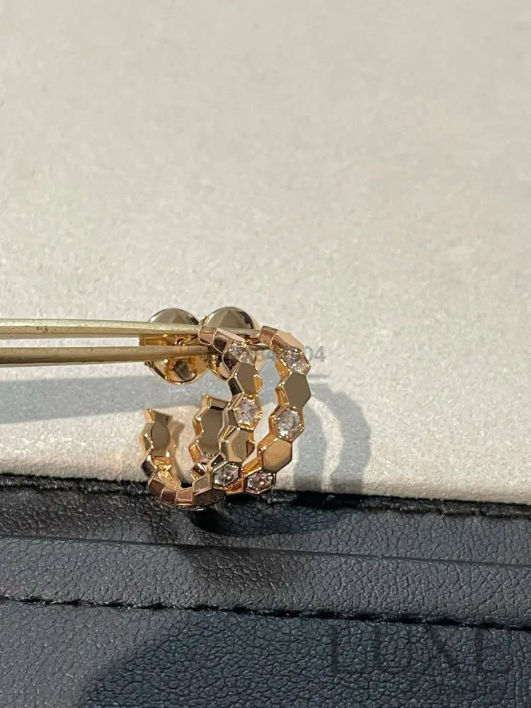 OWATCH™Hollow Design Four-Leaf Clover Flower Shape Ring Pink Gold Earrings
