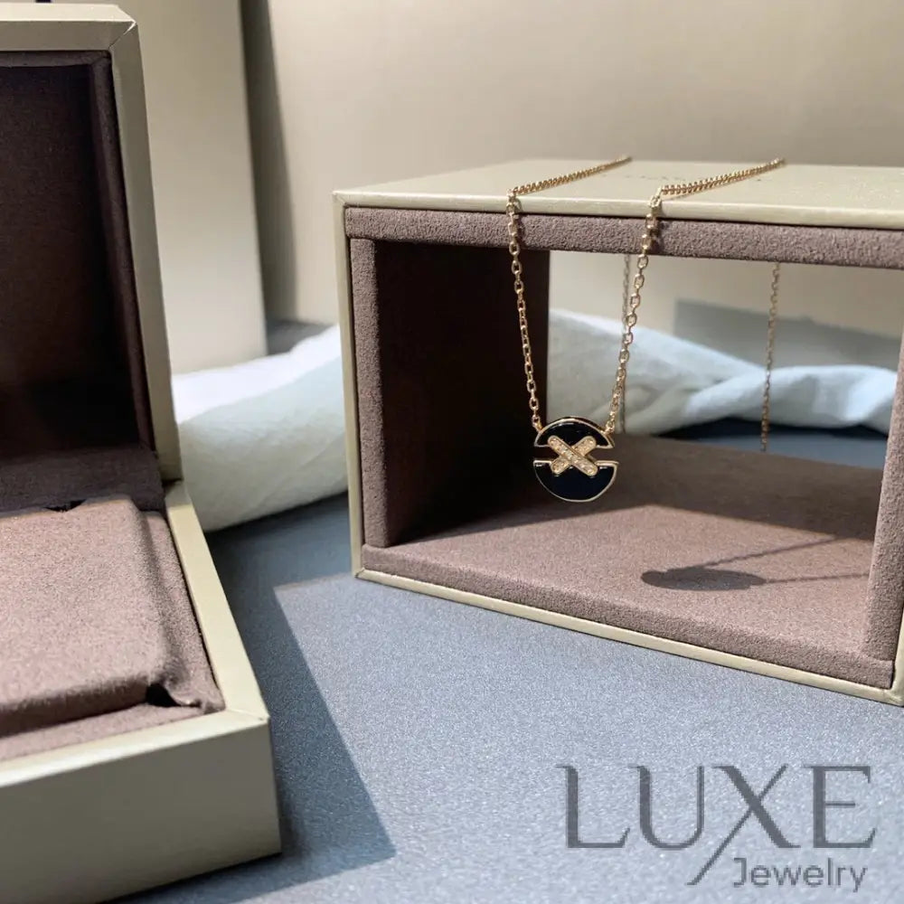 [Owatch ™️]JEUX DE PINK GOLD DIAMOND NECKLACE Necklaces