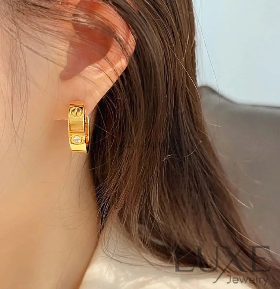 OWATCH™LOVE 5.5MM 1 DIAMOND EARRINGS Earrings
