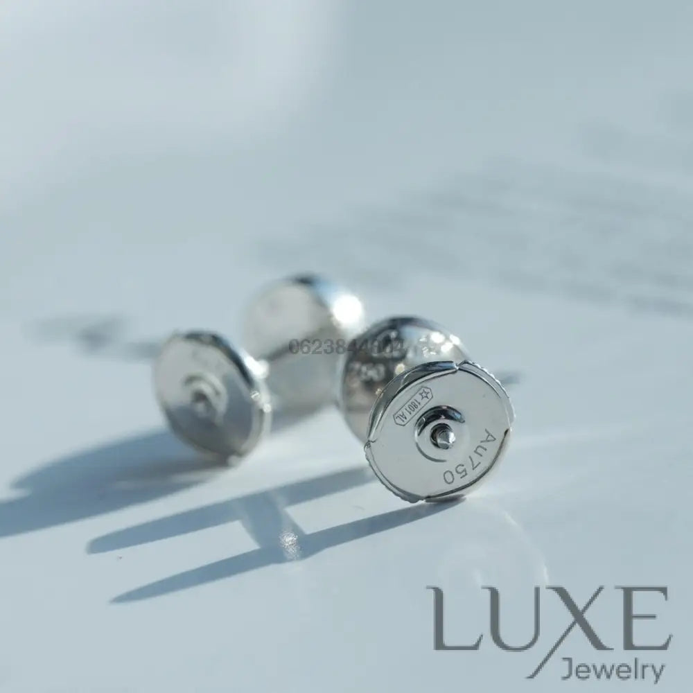 [OWATCH™]LOVE EARRINGS SILVER 10MM Silver Earrings