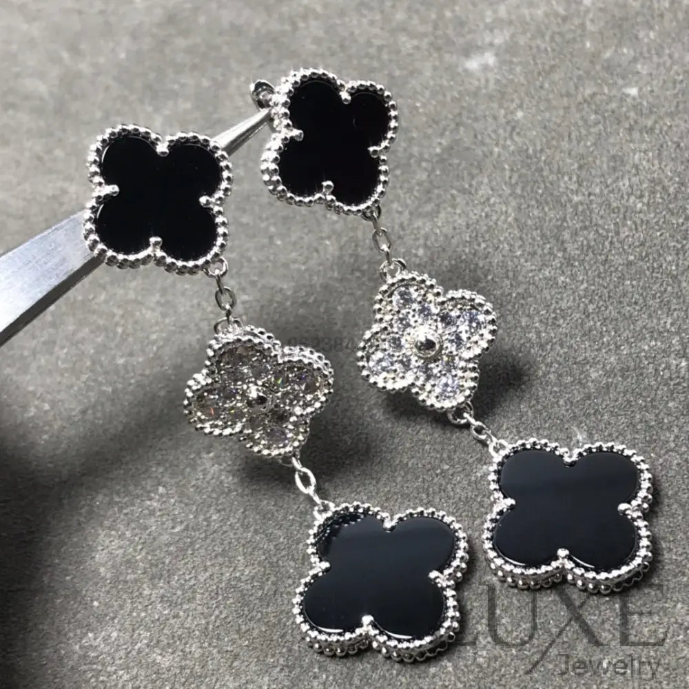 [Owatch store™]CLOVER 3 MOTIF DIAMOND ONYX SILVER EARRINGS Silver Earrings