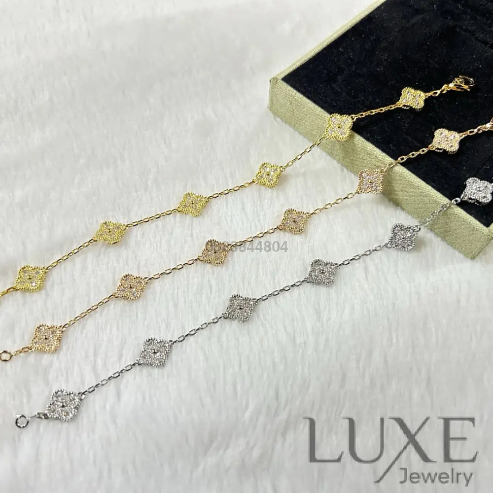 [owatch store™]CLOVER 6 MOTIF DIAMOND BRACELET Bracelets