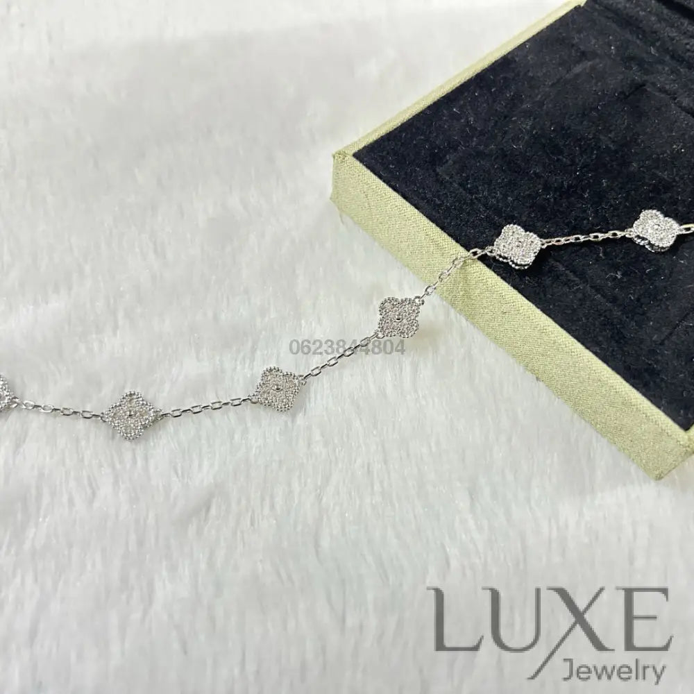 [owatch store™]CLOVER 6 MOTIF DIAMOND BRACELET Silver Bracelets