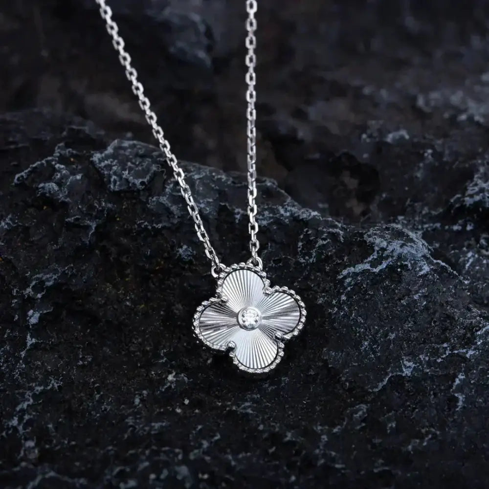 [watch™️]CLOVER 15MM DIAMOND LASER NECKLACE SILVER Silver Necklaces
