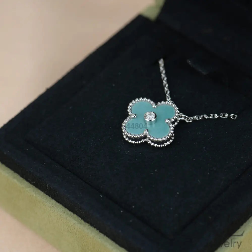 [watch™️]CLOVER 15MM DIAMOND SVRES PORCELAIN NECKLACE SILVER Silver Necklaces